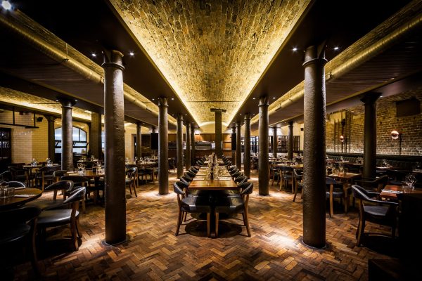 Review Restoran Hawksmoor, Pengalaman Kuliner Steak Premium di Jantung Kota
